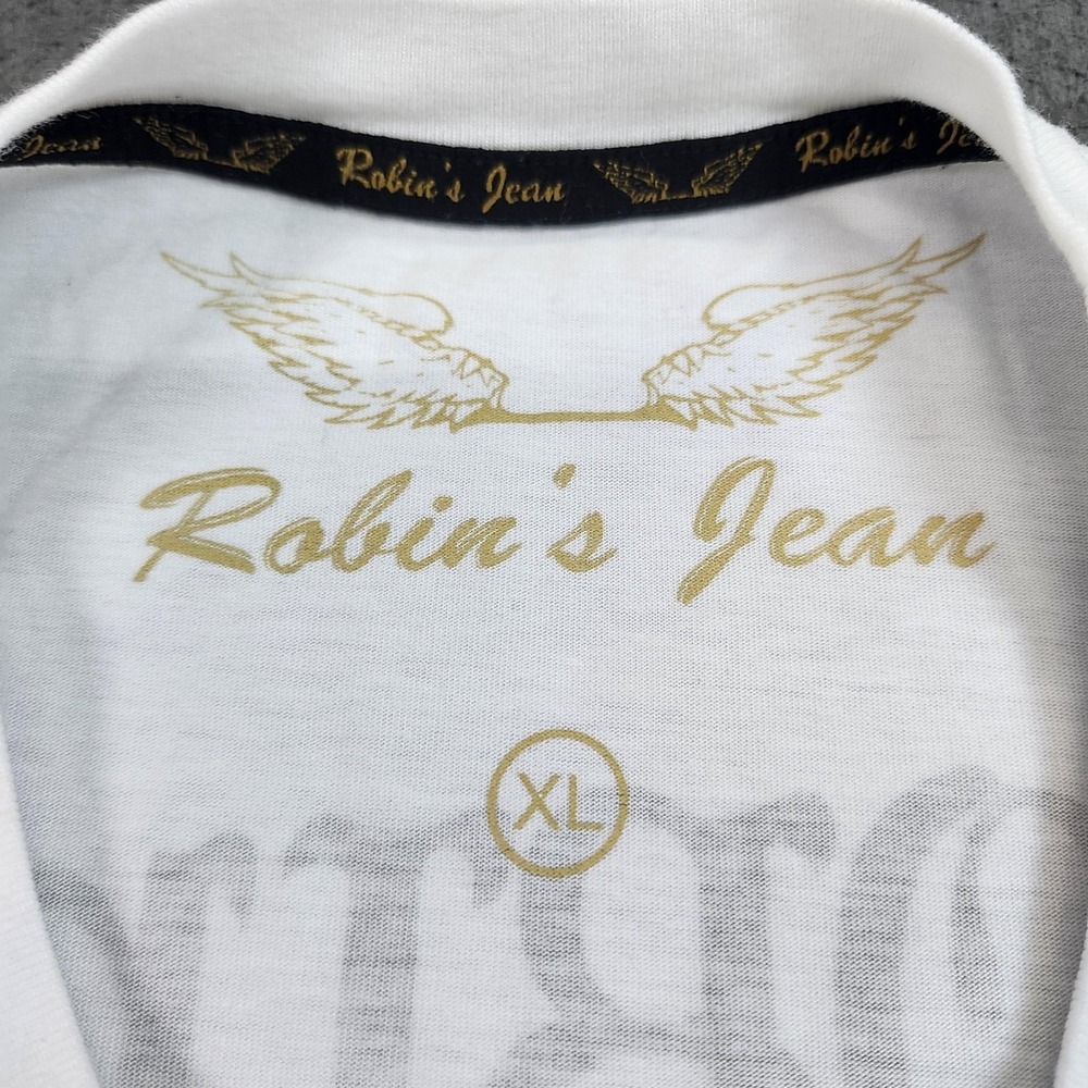 Robin's Jean Shirt Mens XL White Bats Wings Graphic Tee Gothic Horror Halloween - Picture 3 of 9
